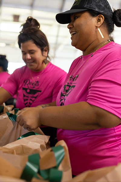 Kōkua Kalihi Valley helps deliver fresh food to community members in need.